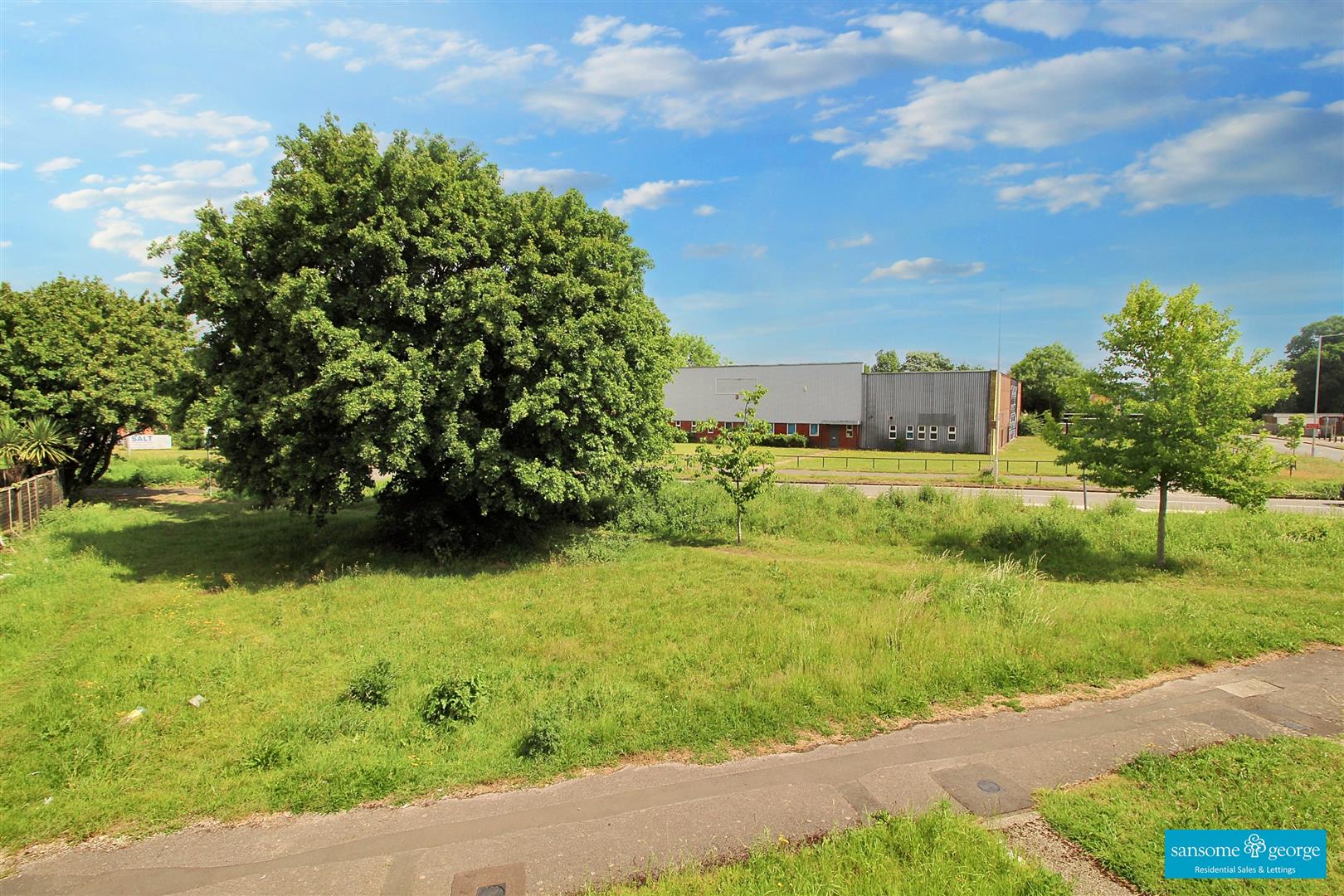 Barnwood Close, Reading, Berkshire